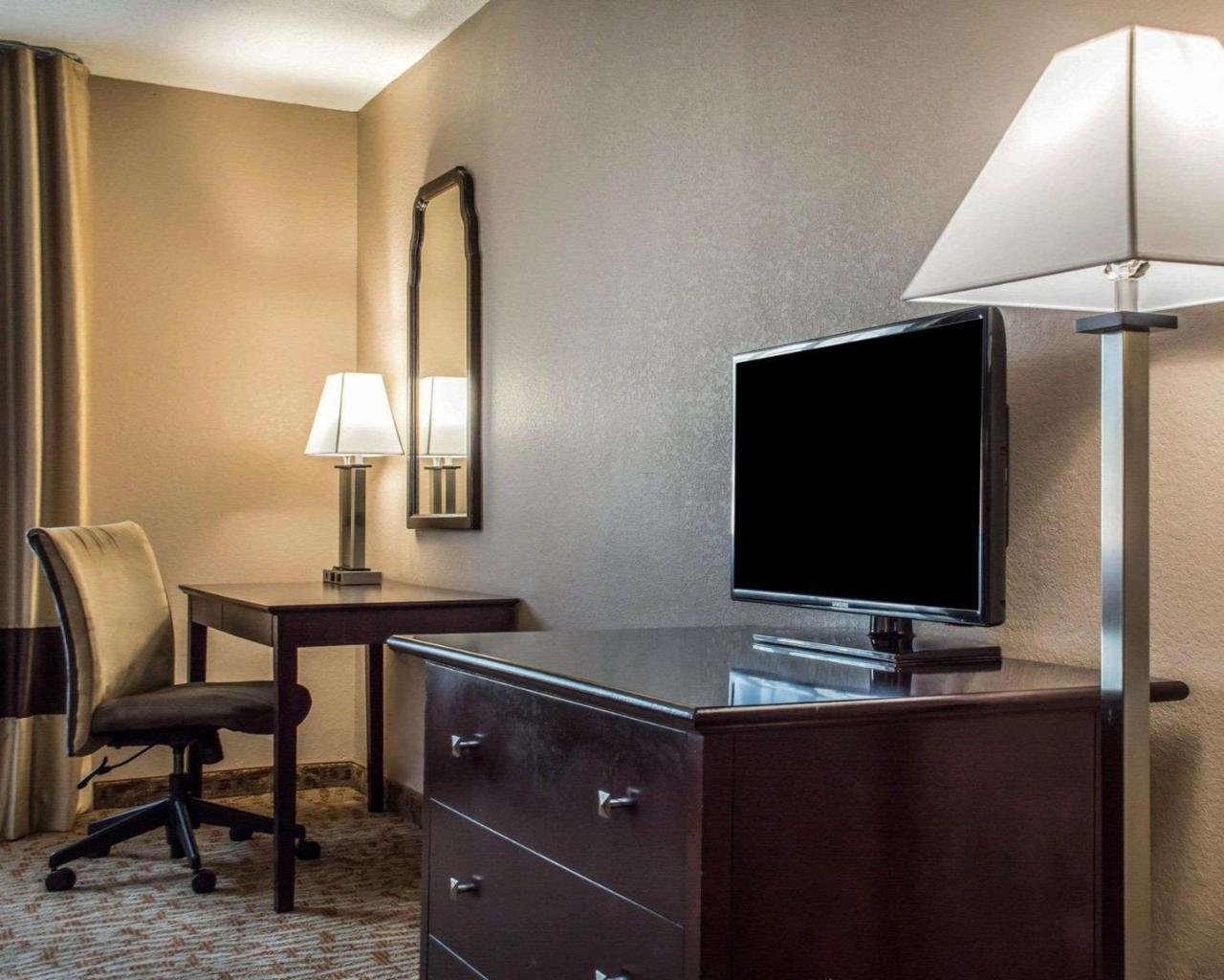 Quality Inn Локпорт Екстер'єр фото